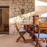 Cemal Butik * Alacati