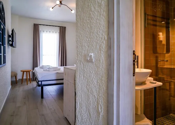 Otel Cemal Alaçati Butık