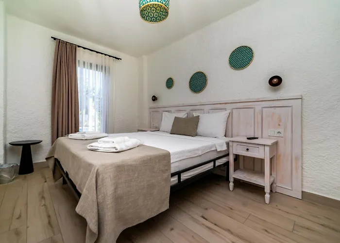 Cemal Alaçati Butık Otel *