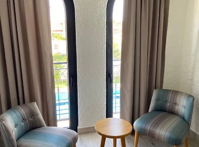 Cemal Alaçati Butık Alaçatı