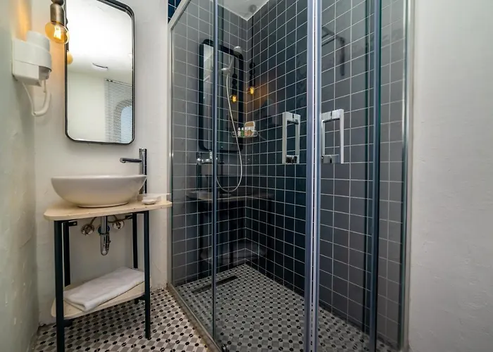 Cemal Alaçati Butık * Alaçatı