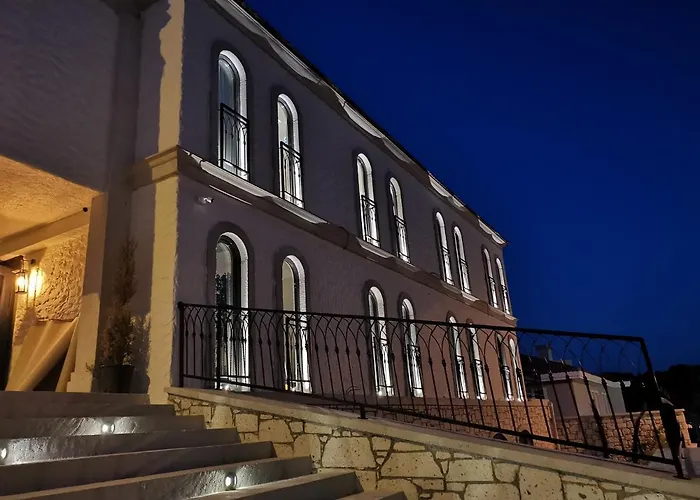 Otel Cemal Alaçati Butık *